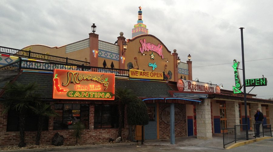 Posados Cafe - E 5th St
