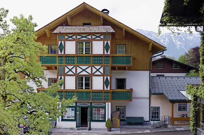 GASTHOF ZUM HIRSCHEN - Prices & Hotel Reviews (Altaussee, Austria)