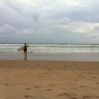 A cloudy day on the beach - dia nublado na praia