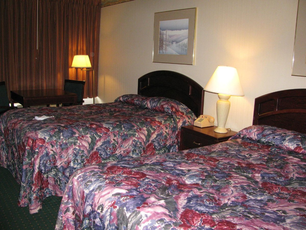 Raintree Inn - Updated 2024 Hotel Reviews (New Castle, IN)