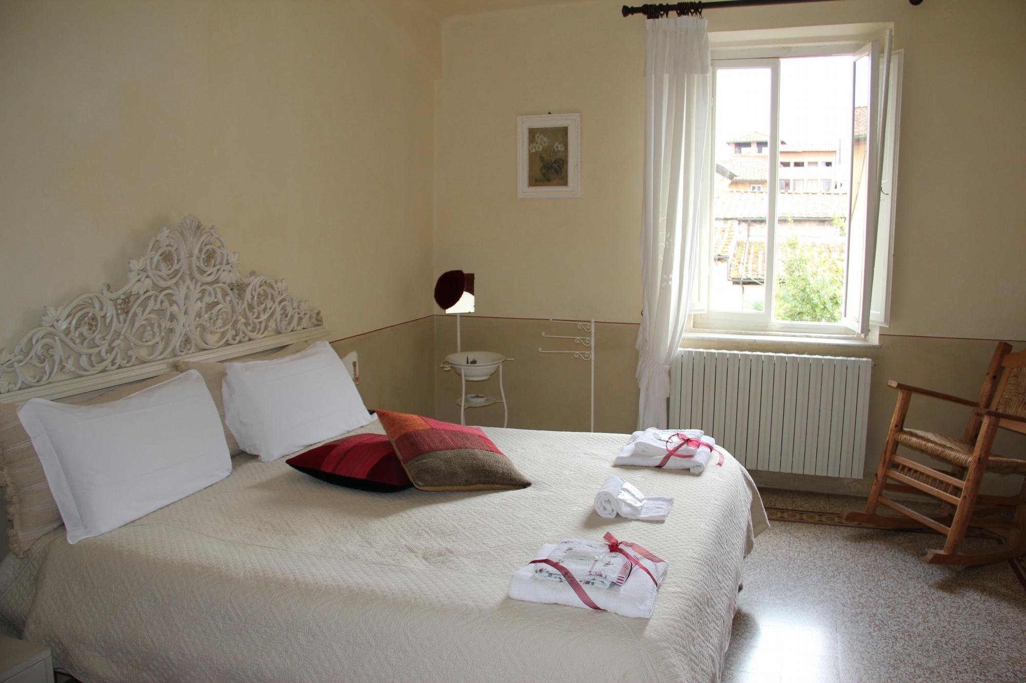 BED & BREAKFAST EVELINA (Lucca, Italië) - Foto's, Reviews En ...