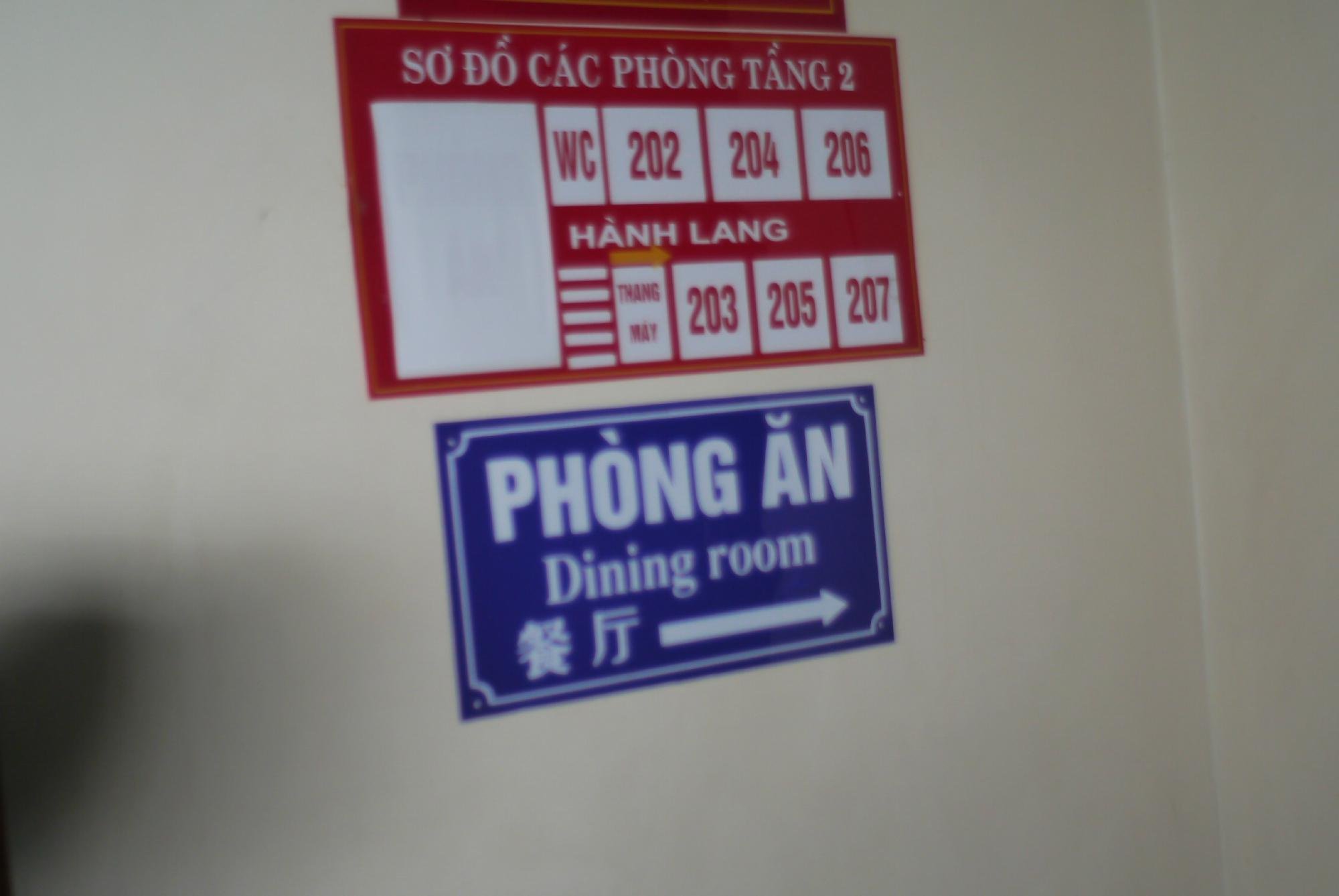 Huy Hoan hotel by null