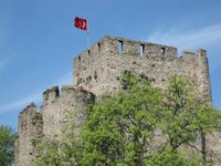 Anatolian Castle (Anadolu Hisari) In Istanbul.Historically Known As Guzelce  Hisar(meaning Proper Castle) Is A Fortress Located In Anatolian (Asian)  Side Of The Bosporus Stock Photo, Picture and Royalty Free Image. Image  91285798.