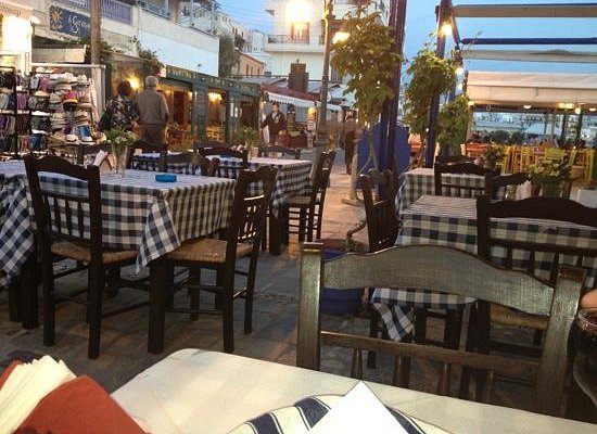 THE 10 BEST Restaurants in Naxos Town (Updated August 2024)