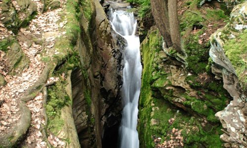 Main fall seen from foot bridge