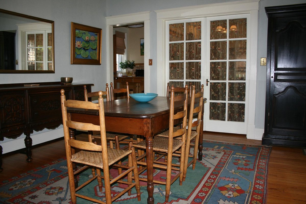 ARTIST'S HOUSE BED & BREAKFAST - Prices & B&B Reviews (Staunton, VA)