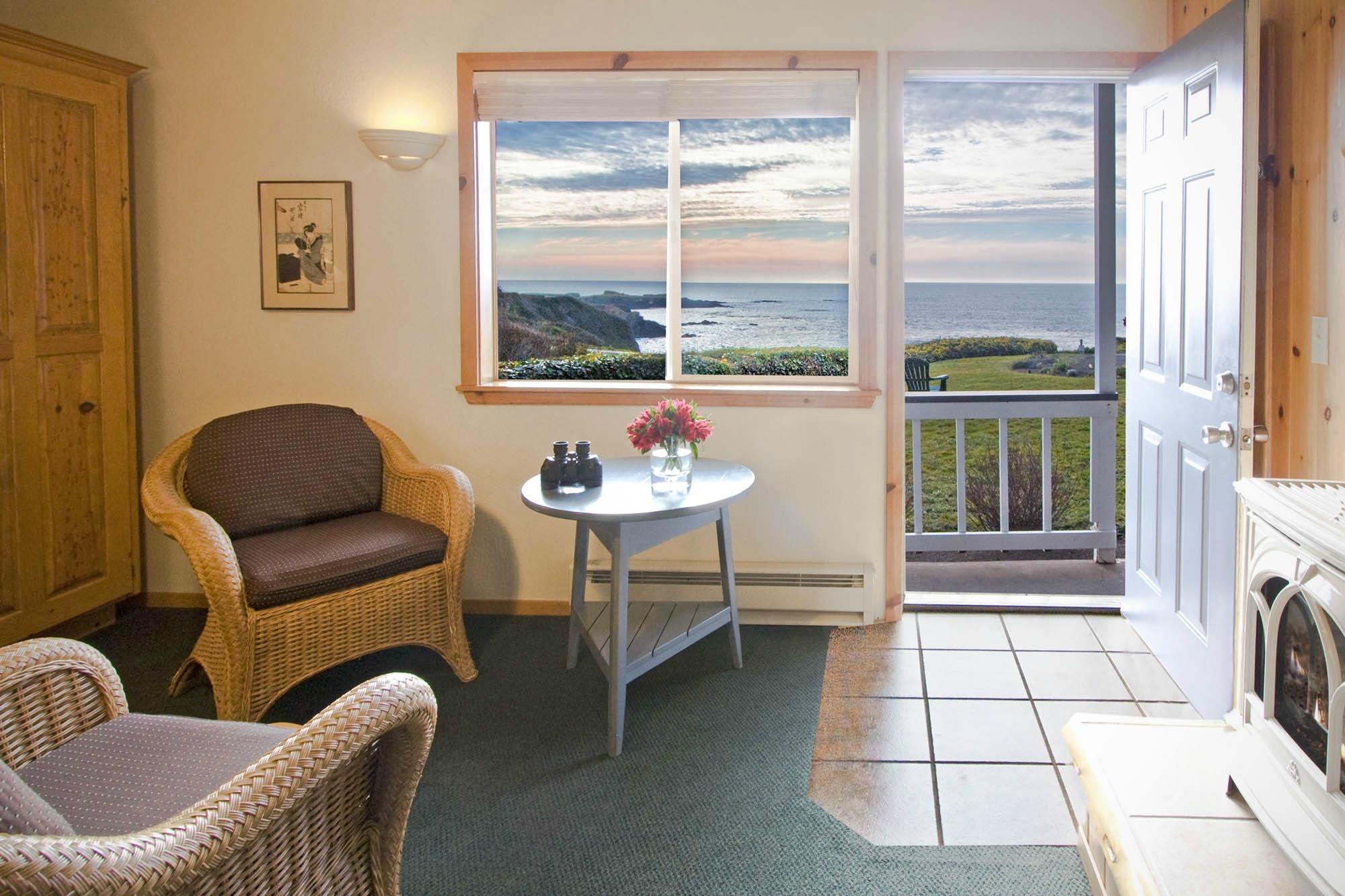 SEA ROCK INN - Updated 2023 Prices & B&B Reviews (Mendocino, CA)