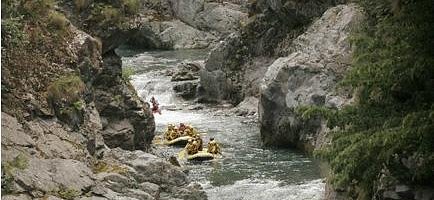 Rafting immersi nella meravigliosa natura della Valsesia
