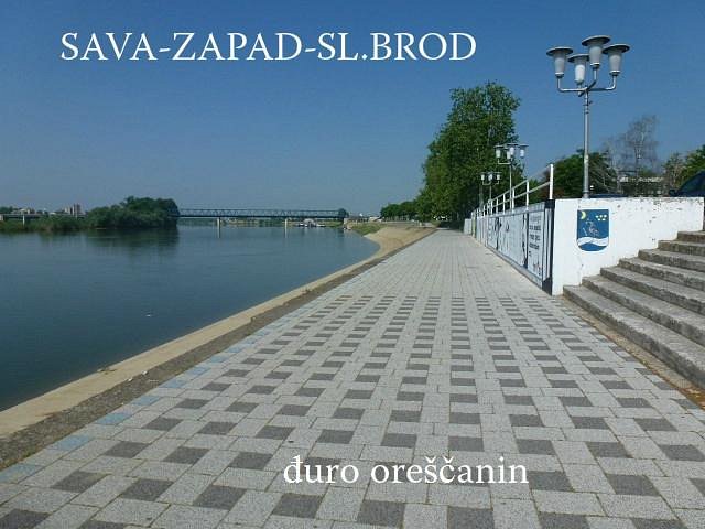 Slavonski Brod Cemetery image