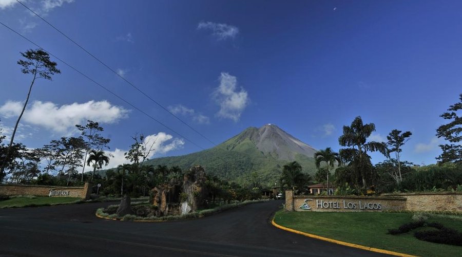 Main Entrance to Hotel Los Lagos Spa & Resort