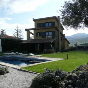maison vue du jardin