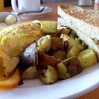 veggie omelet? yes, please!