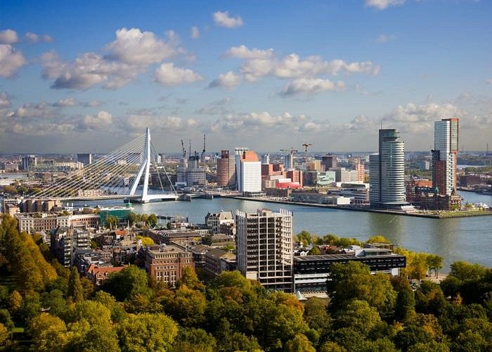 Rotterdam - AvistaCotriona