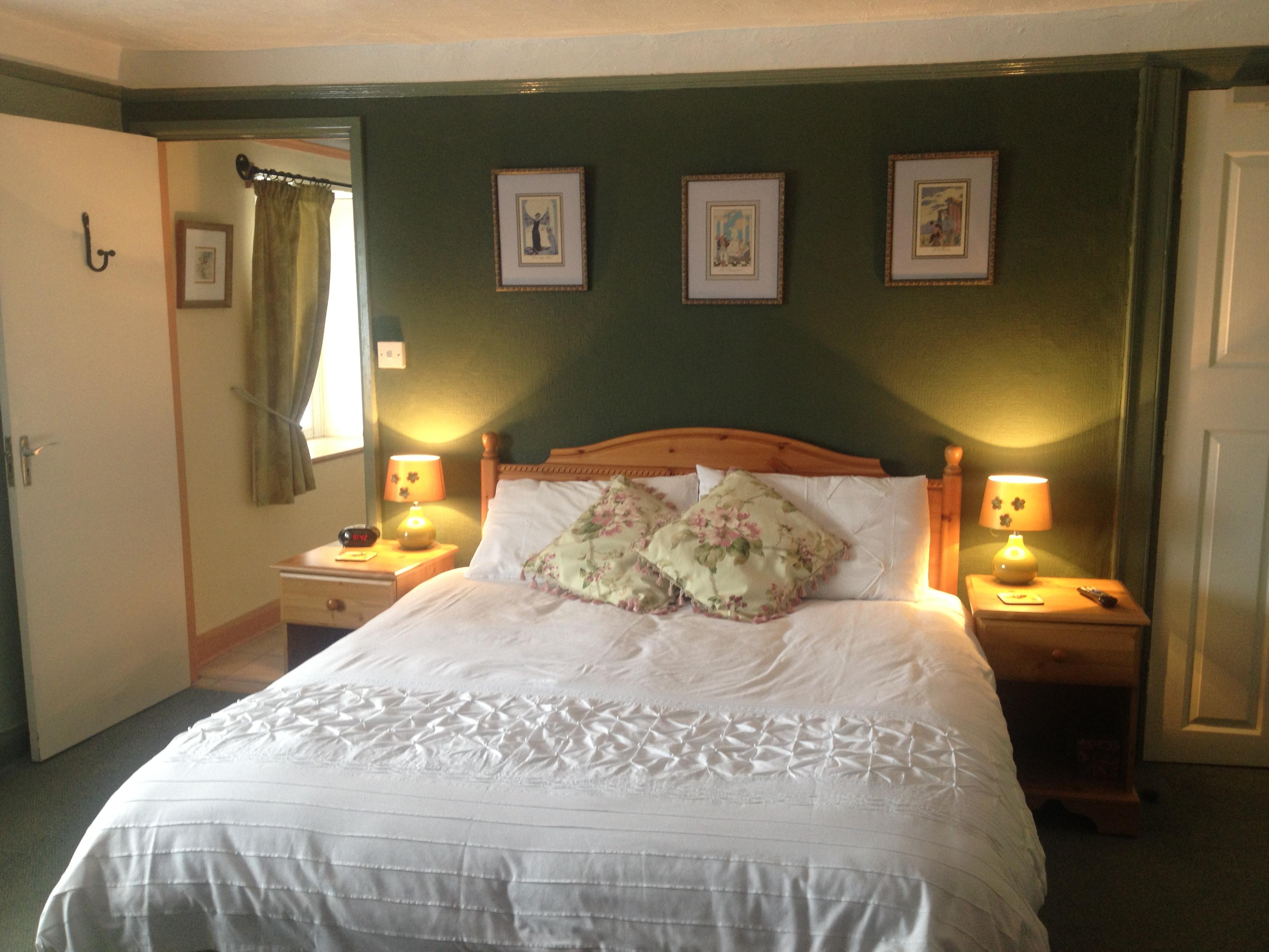 WARREN HOUSE BED AND BREAKFAST - Prices & B&B Reviews (Chideock, Dorset ...