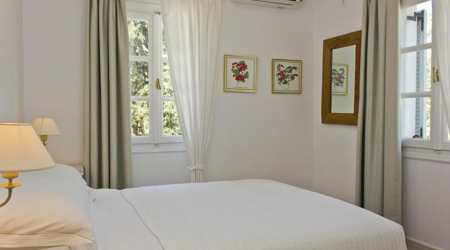 Bedroom of Suite no. 2