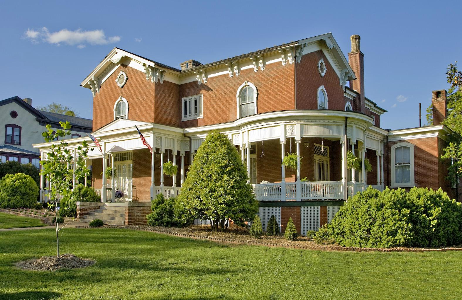 THE CARRIAGE HOUSE INN BED AND BREAKFAST - B&B Reviews (Lynchburg, VA)