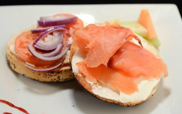 Begel with lox