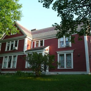 Exterior of B&B