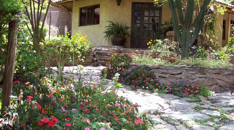 VILLA LOS LOROS CHOQUEQUIRAO LODGE