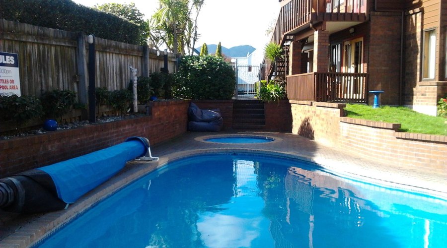 Heated pool all year round