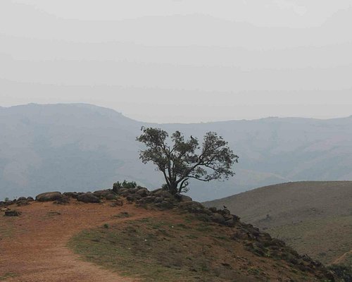 places to visit near madikeri for 2 days