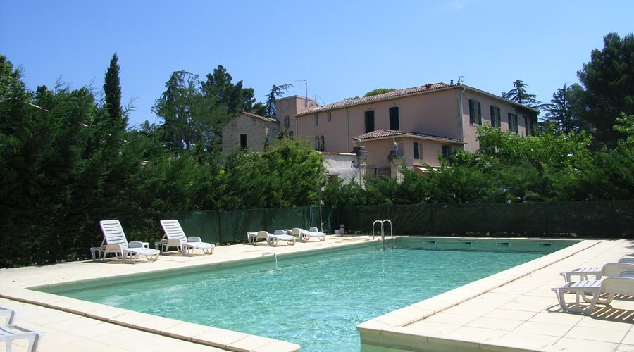 swimming pool with children basin