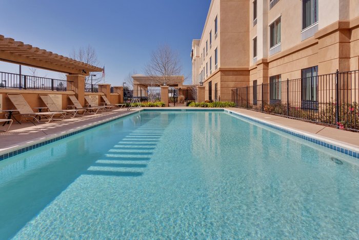 Hampton Inn & Suites Yuba City Pool: Pictures & Reviews - Tripadvisor