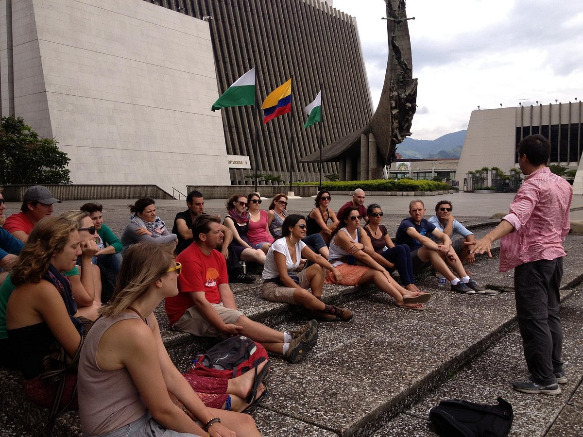 real city tours medellin reviews