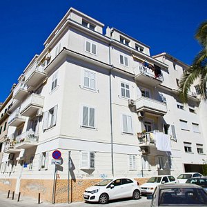 Split Apartments - Peric Hotel, hotel in Split