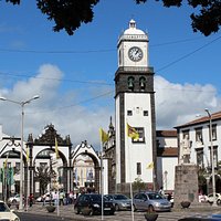 Portas da Cidade, Praça Gonçalo Velho Cabral, Ponta Delgada