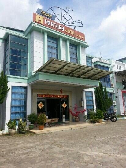 HOTEL PANTURA JAYA SAMBAS - Guest house Reviews (Indonesia)