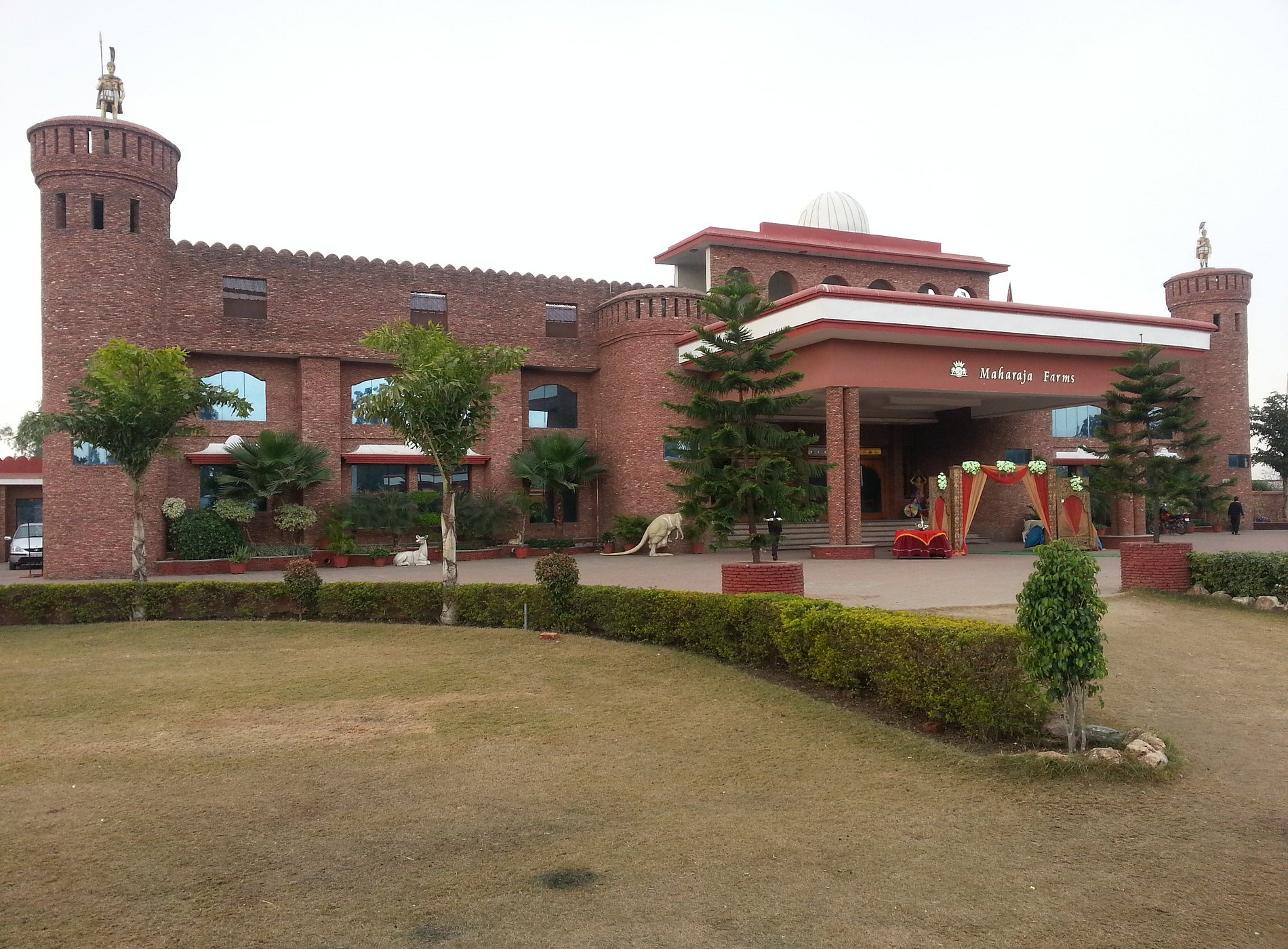 Hotel Maharaja Palace image