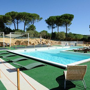 La piscina con idromassaggio -  Swimming pool