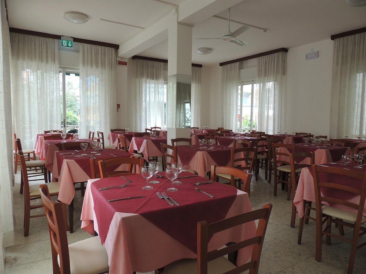 Hotel villa derna rimini