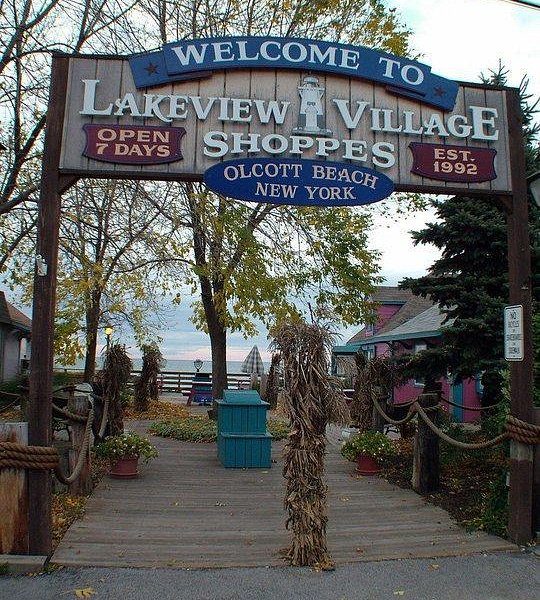 Lakeview Village Shoppes image