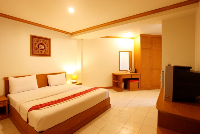 CASA JIP GUESTHOUSE B&B (Patong, Phuket) : Tarifs 2024 Et 6 Avis