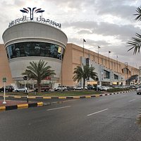 Al Ain Mall Exterior