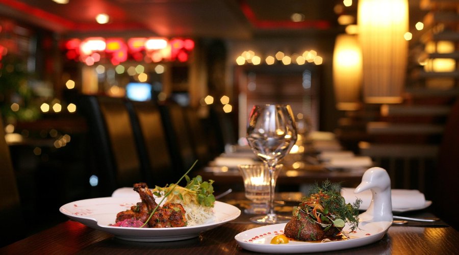TANDOORI CHICKEN & DUCK TIKKA