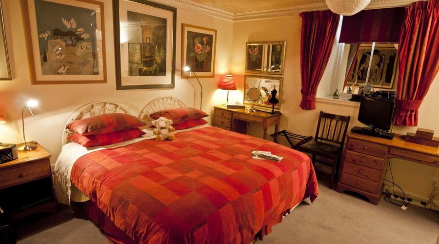 Front Bedroom - Comfort and Warmth