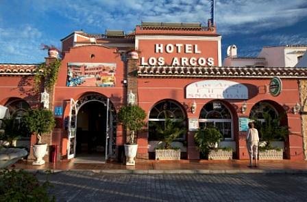 Hotel Los Arcos, hotel in Nerja