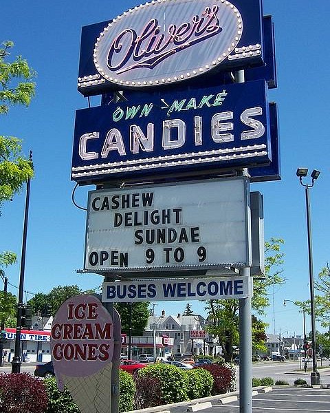 Oliver's Candies image
