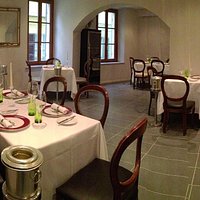 sala ristorante primo piano
