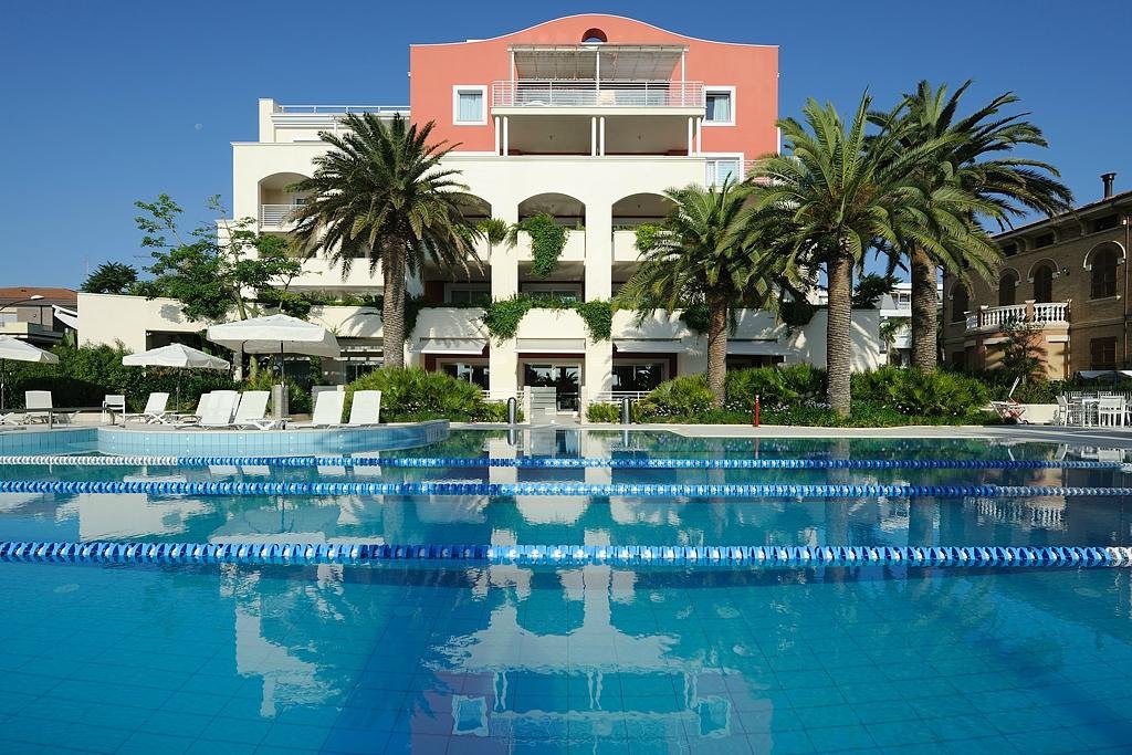 VALENTINO RESORT Updated 2024 Prices (Grottammare, Italy)