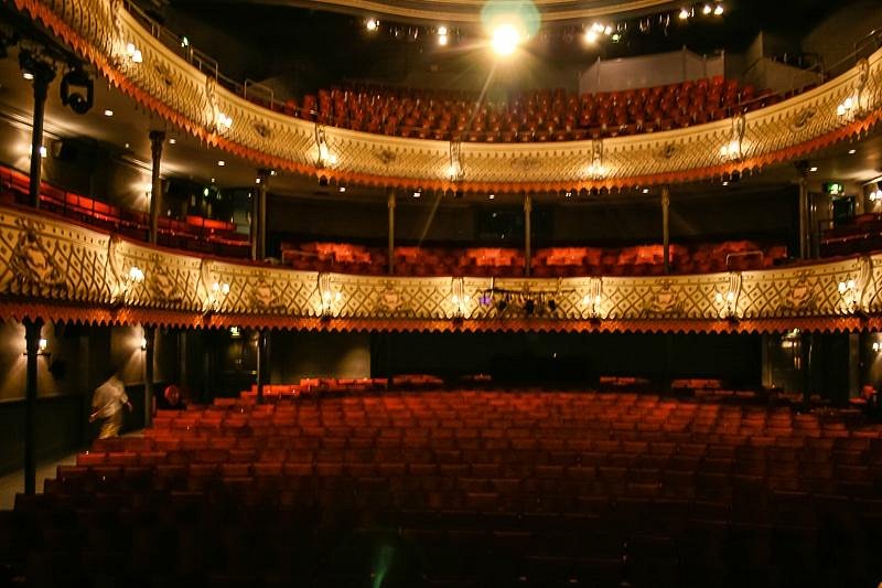 the old vic tour