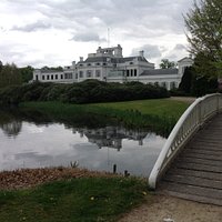 Soestdijk vanaf zijkant van de vijver
