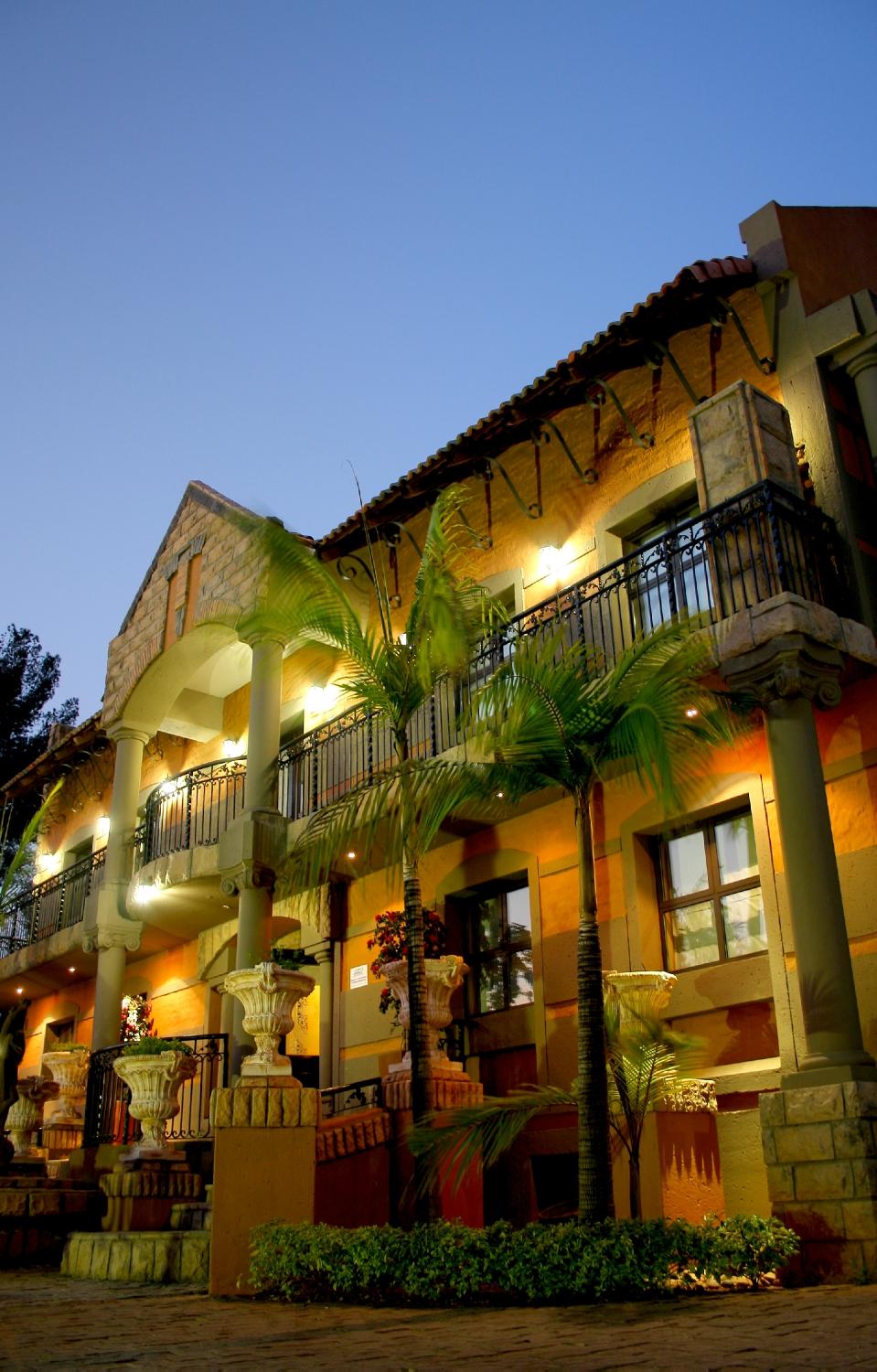 Hotel photo 10 of Casa Toscana Lodge.