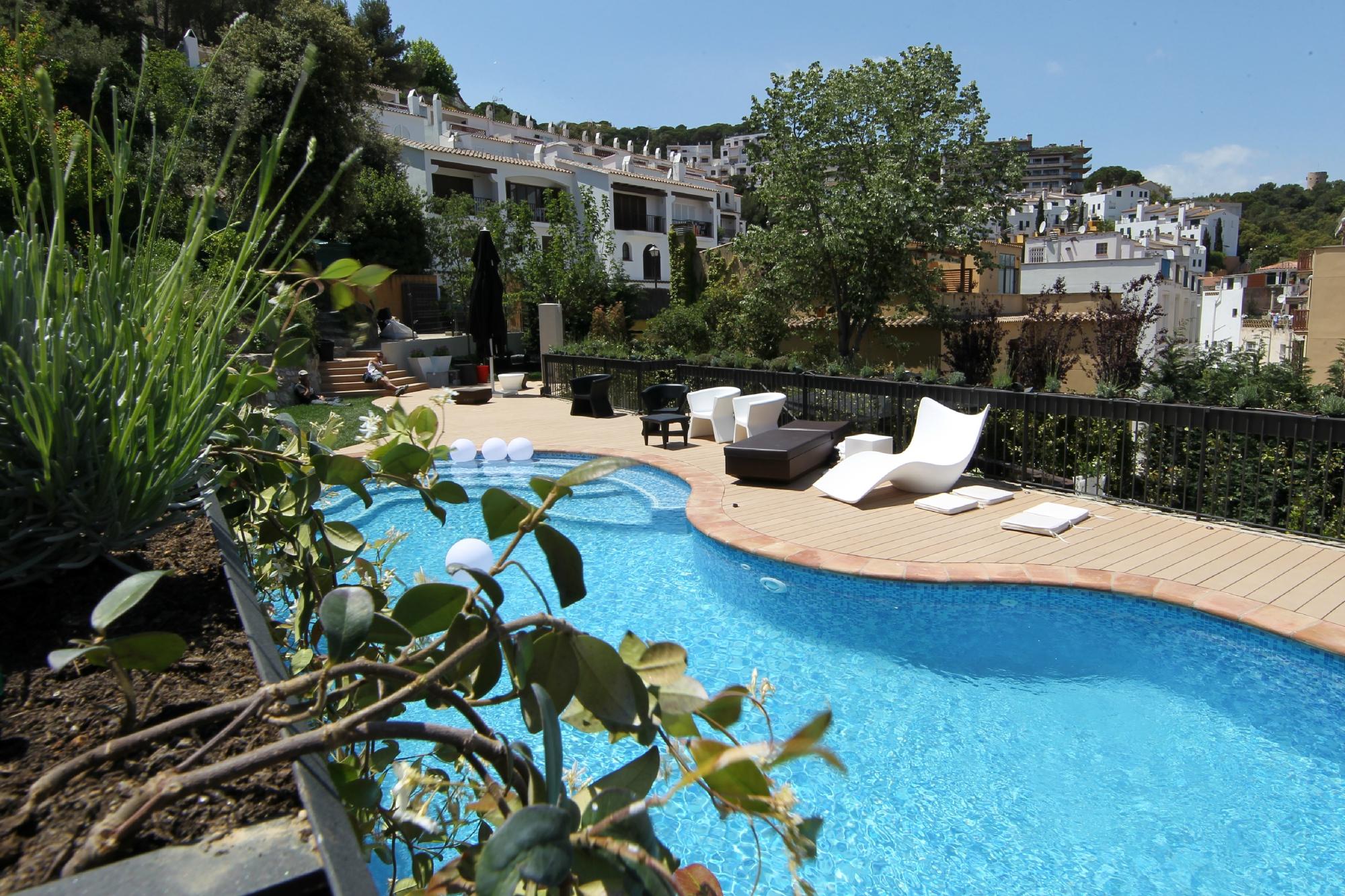 BOUTIQUE HOTEL CASA GRANADOS Updated 2024 Prices Tossa de Mar