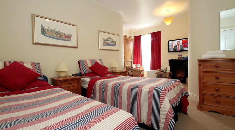 Twin en-suite room