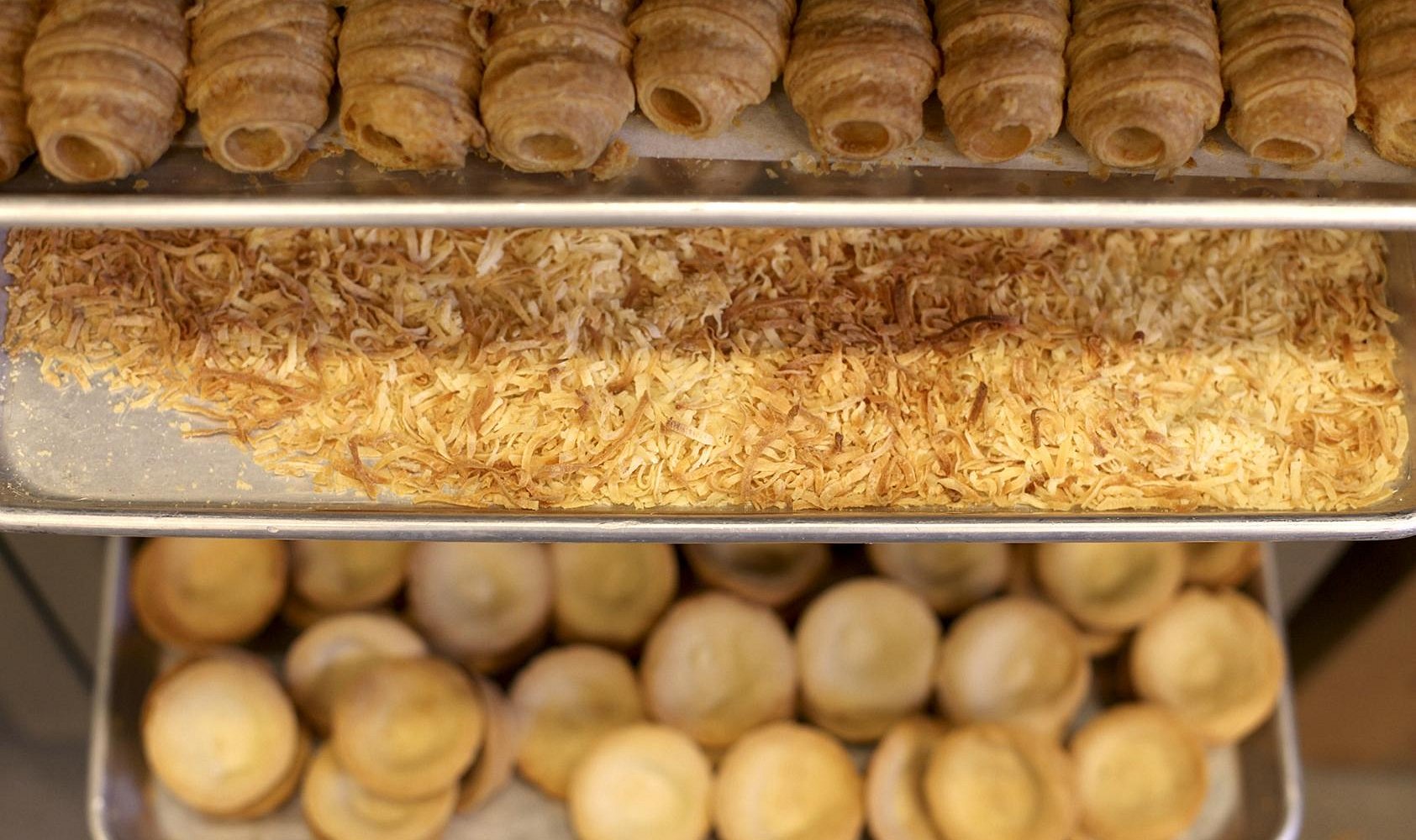 CARLO'S BAKERY, New York City - Garment District - Photos & Restaurant