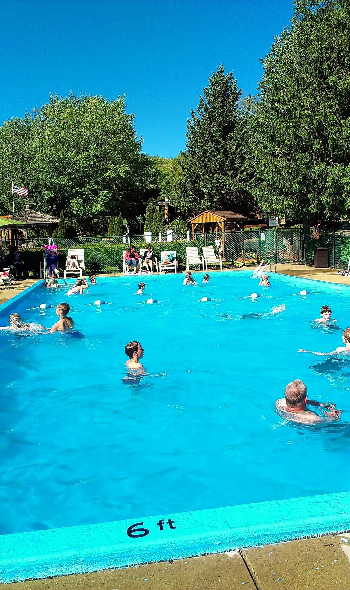 Amateur couple near a swimming pool